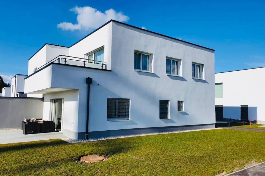 Leon Apartment Neu! Gemuetlichkeit An Erster Stelle Линц Экстерьер фото